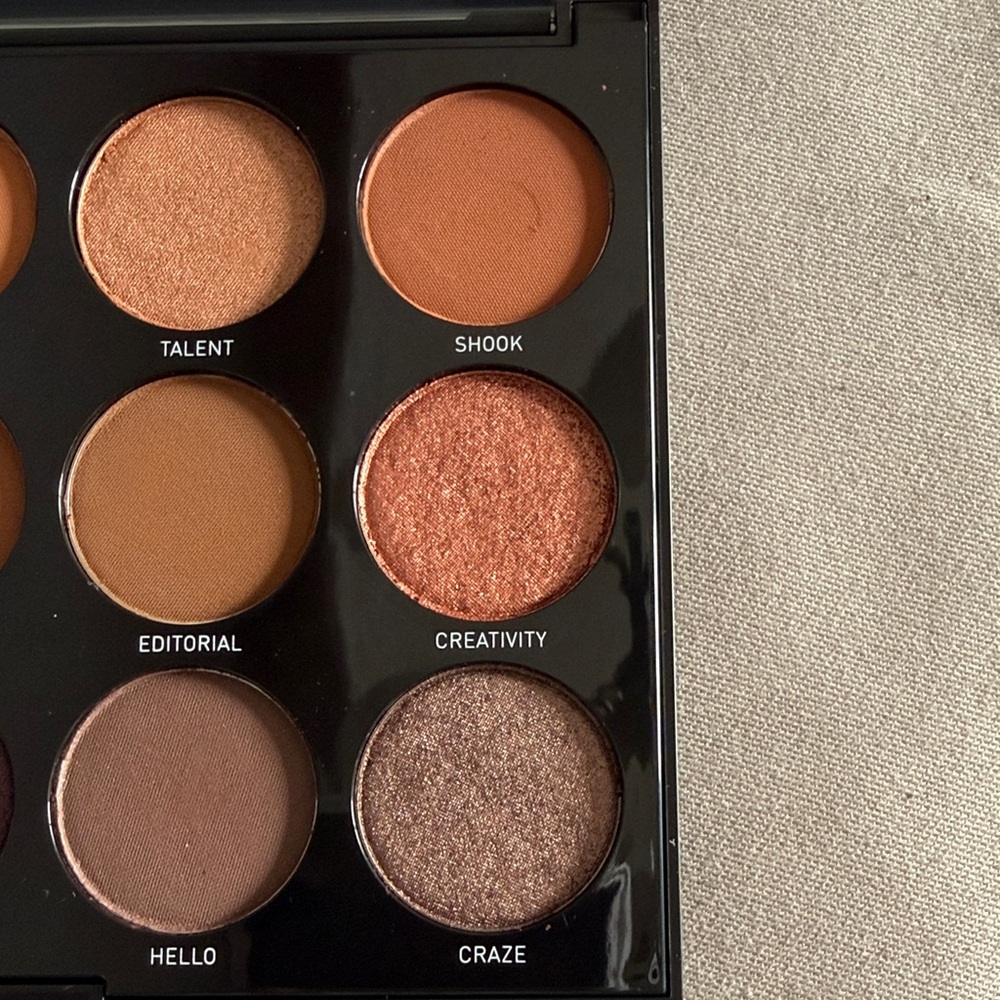 Morphe Eyeshadow palette 15 N - Picture 3 of 5